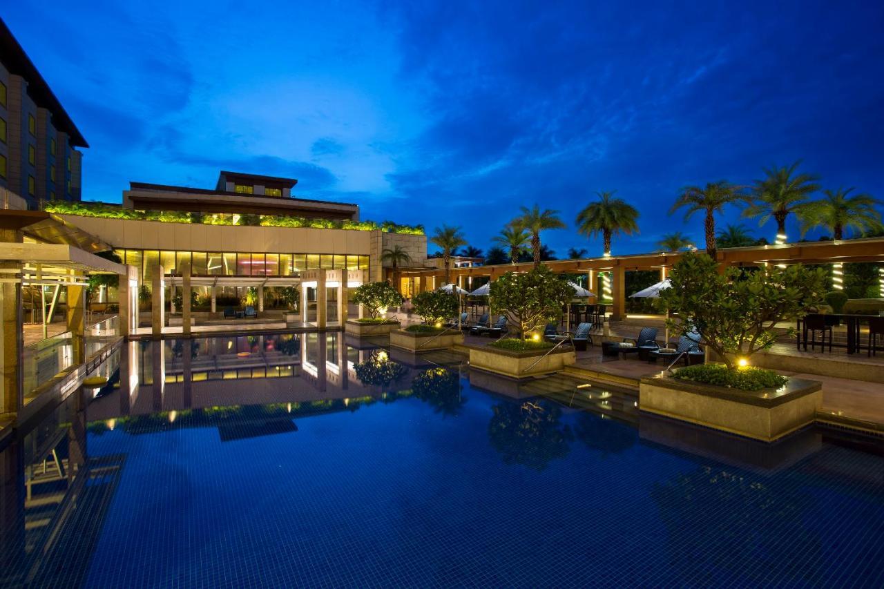 Novotel Hyderabad Airport Екстер'єр фото The Park, Hyderabad